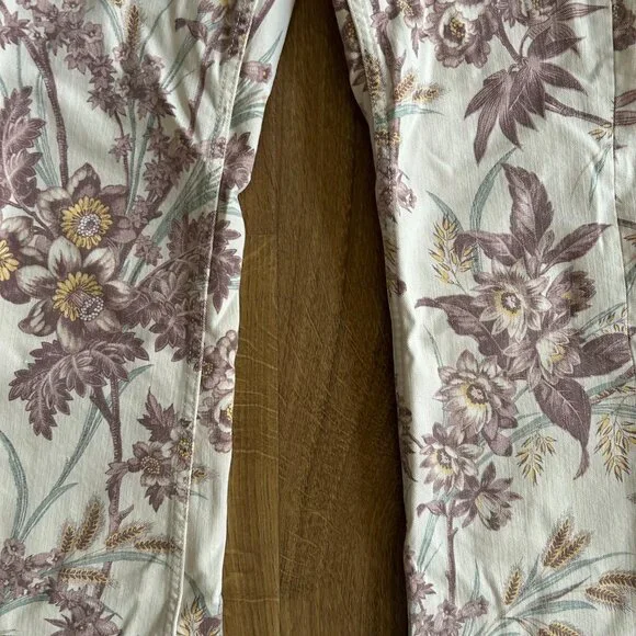 Anthropologie Vintage Style High Waisted Button Fly Bootcut Jeans Size 26 - Picture 7 of 13